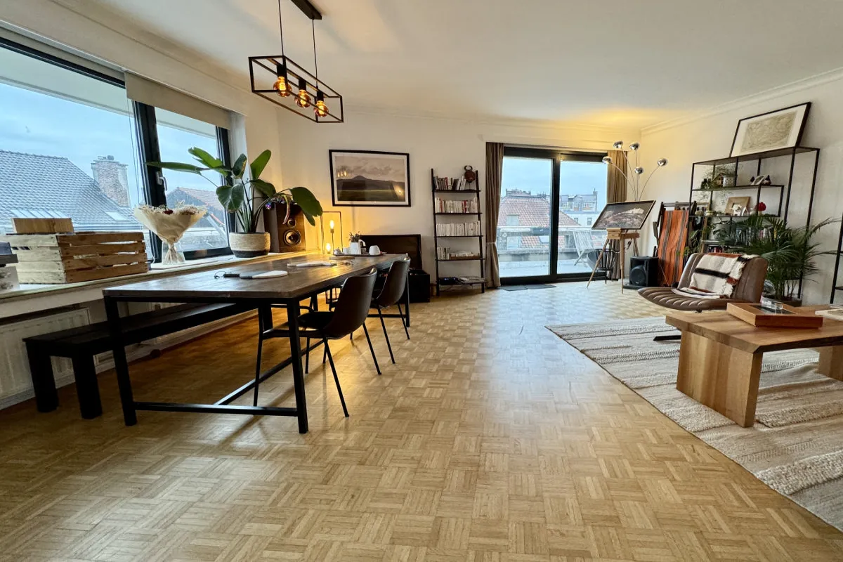 Penthouse te  huur in Elsene 1050 1850.00€ 2 slaapkamers 107.00m² - Zoekertje 630332