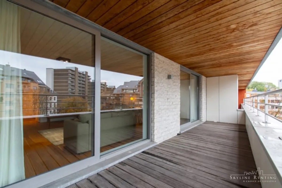 Appartement à louer à Etterbeek 1040 2700.00€ 3 chambres 128.00m² - annonce 630060