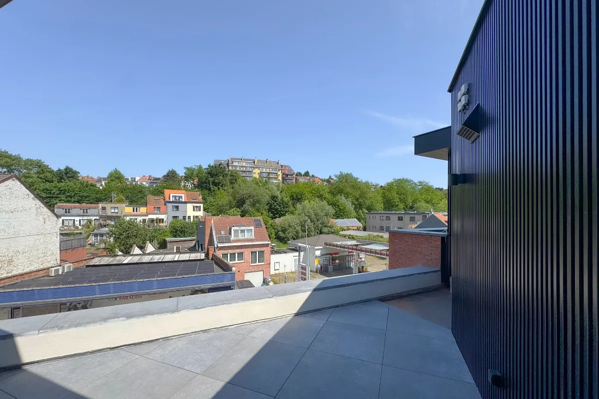 Appartement te  koop in Ukkel 1180 435000.00€ 1 slaapkamers 76.00m² - Zoekertje 630340