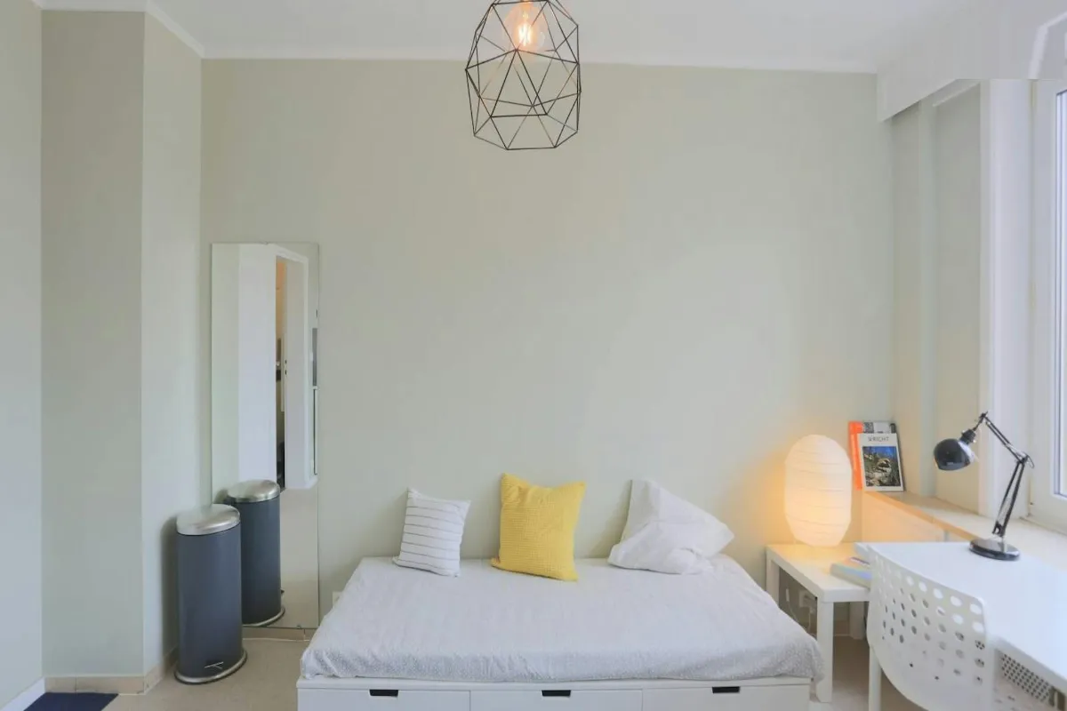 Appartement à louer à Ixelles 1050 710.00€  chambres m² - annonce 629612