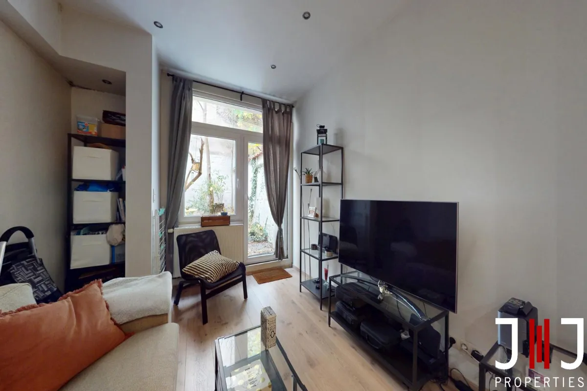 Duplex à louer à Etterbeek 1040 950.00€ 1 chambres 52.00m² - annonce 629789