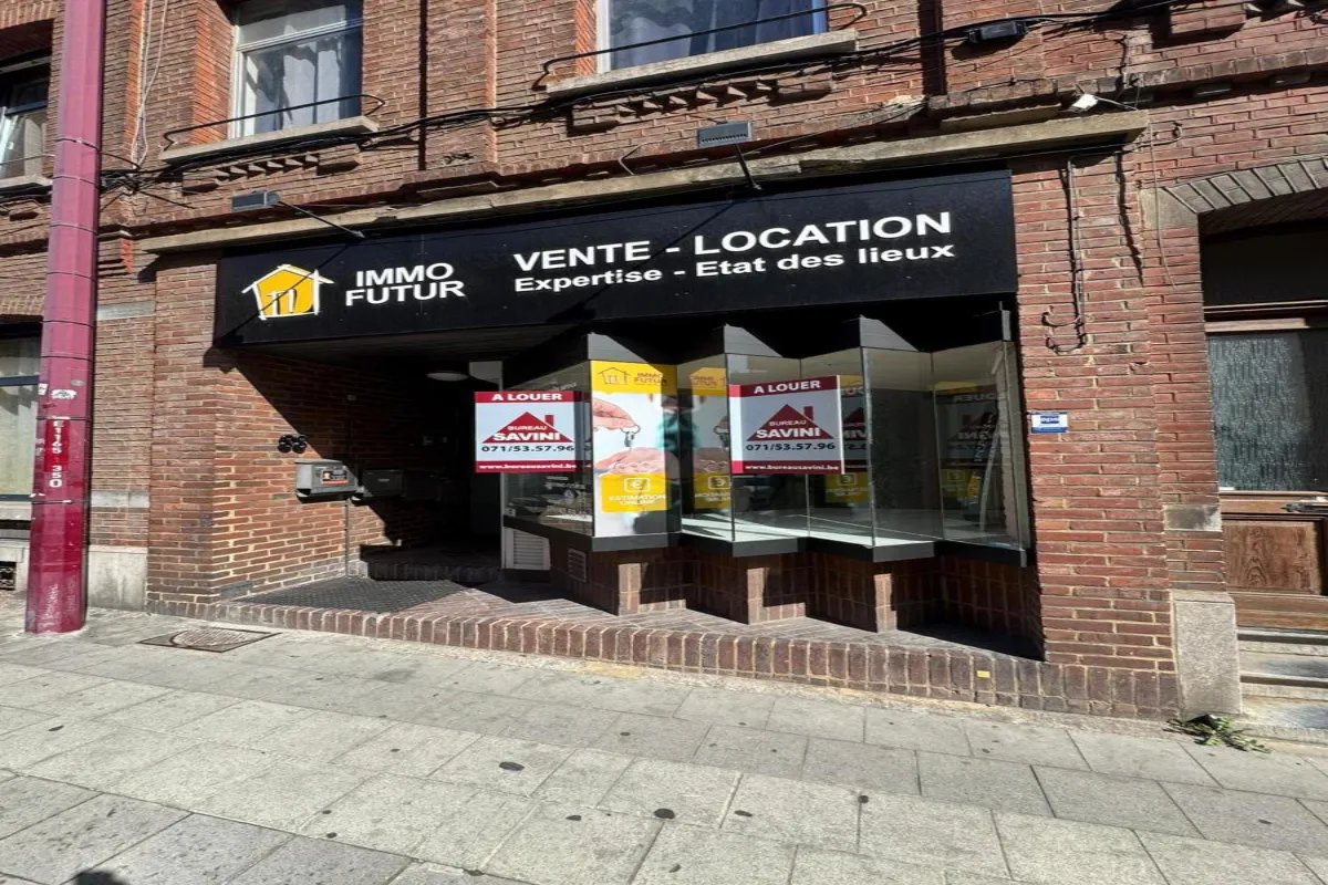 Handelszaak te  huur in Charleroi 6000 750.00€  slaapkamers 95.00m² - Zoekertje 629955