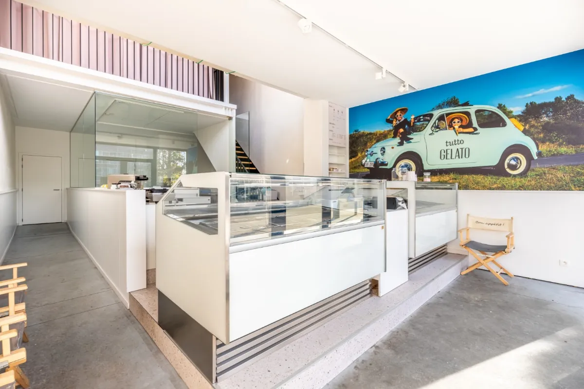 Handelszaak te  huur in Koksijde 8670 2750.00€  slaapkamers 206.00m² - Zoekertje 629774