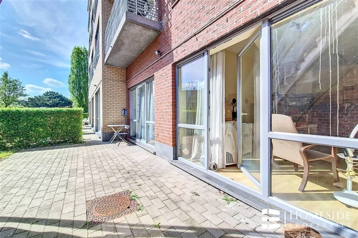 Appartement te  koop in Ukkel 1180 145000.00€ 1 slaapkamers 42.00m² - Zoekertje 631535