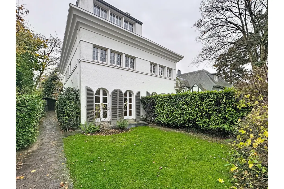 Maison à  à Uccle 1180 3500.00€ 3 chambres 262.00m² - annonce 702554