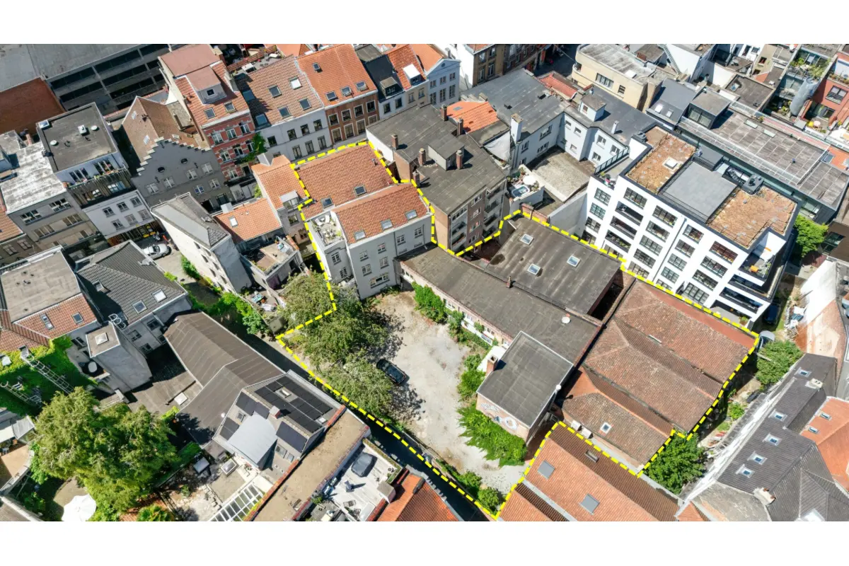 Huis te  koop in Brussel 1000 5300000.00€  slaapkamers m² - Zoekertje 630890