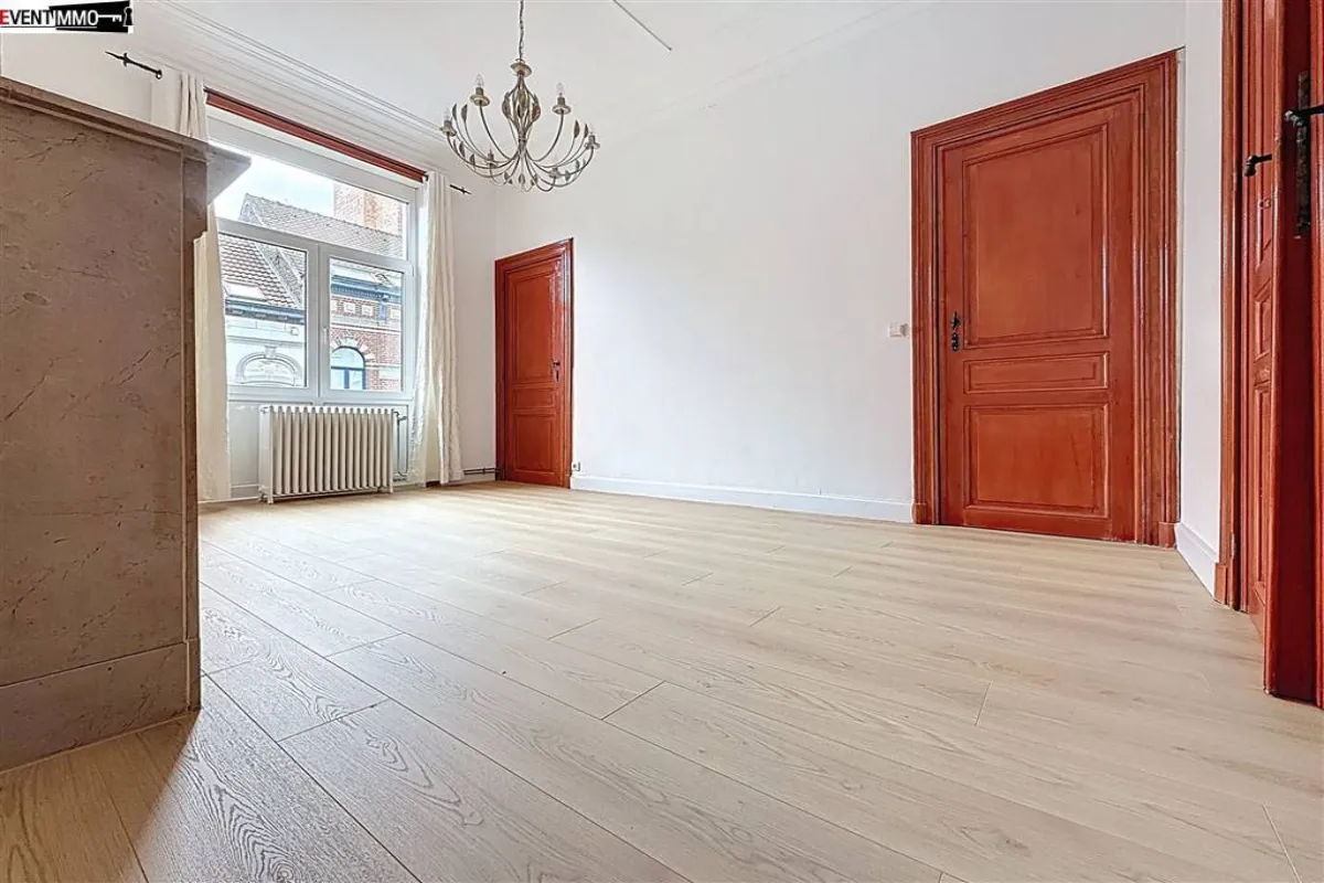 Duplex à louer à Bruxelles 1000 1200.00€ 2 chambres 110.00m² - annonce 631170