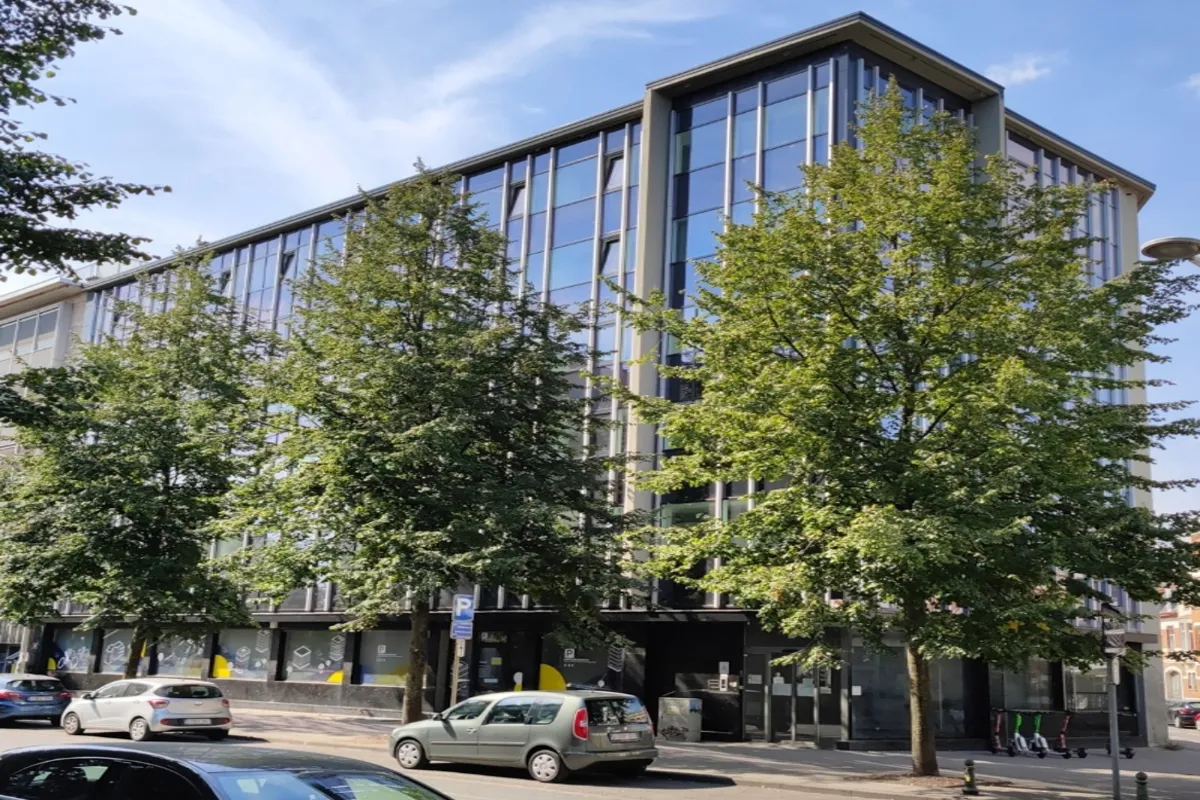 Commerce à louer à Anderlecht 1070 5000.00€  chambres 378.00m² - annonce 630929