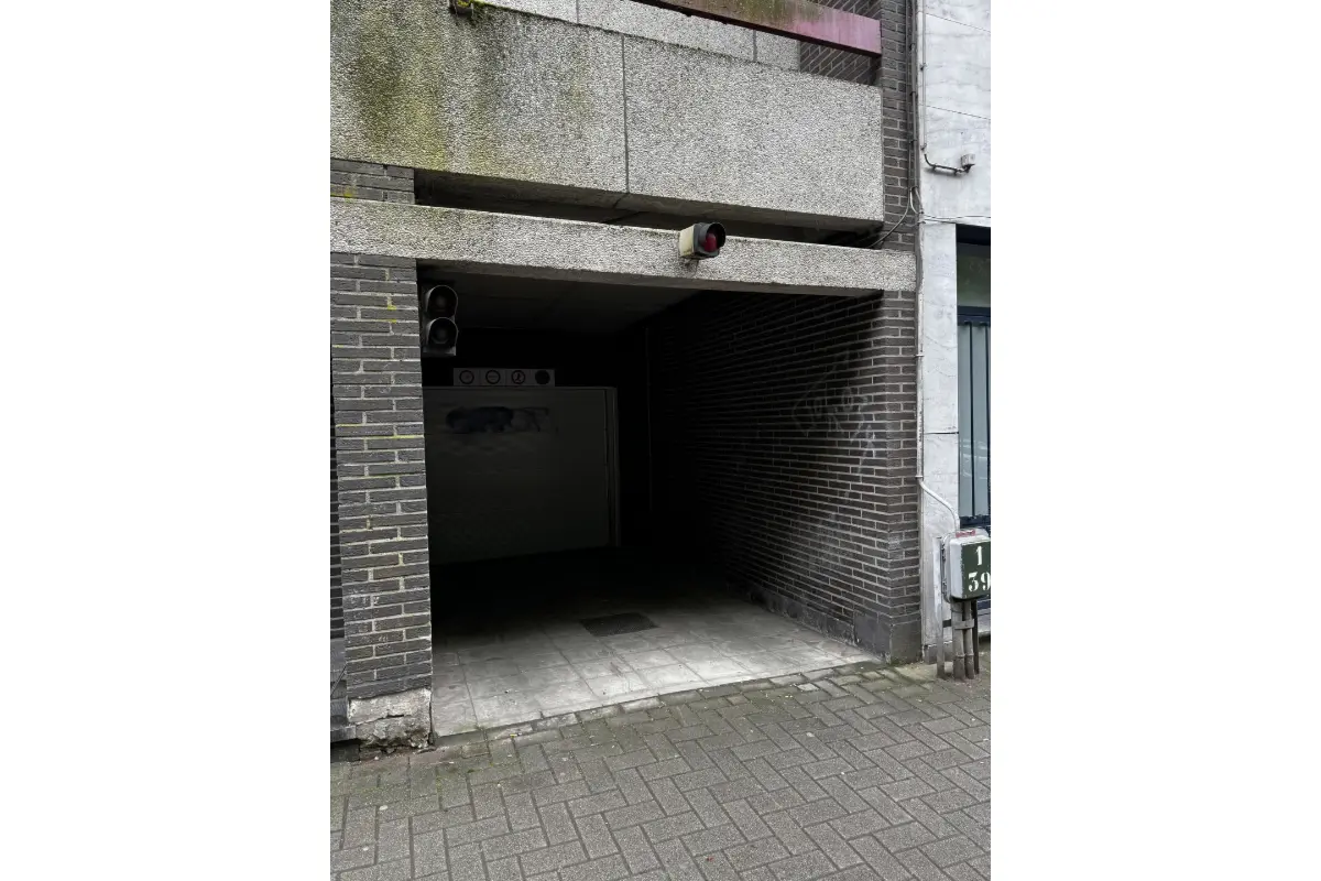 Parking à vendre à Uccle 1180 16000.00€  chambres m² - annonce 631095