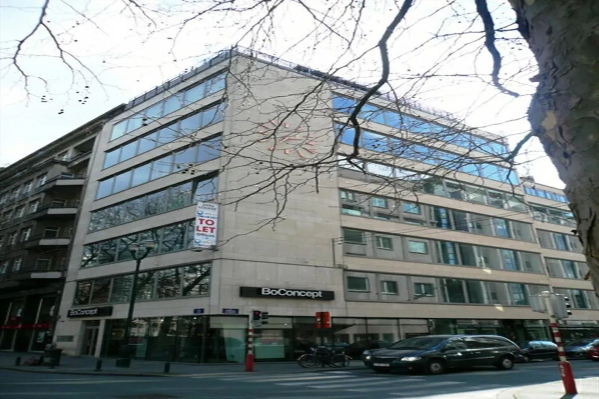 Commerce à louer à Bruxelles 1000 3145.00€  chambres 222.00m² - annonce 630869