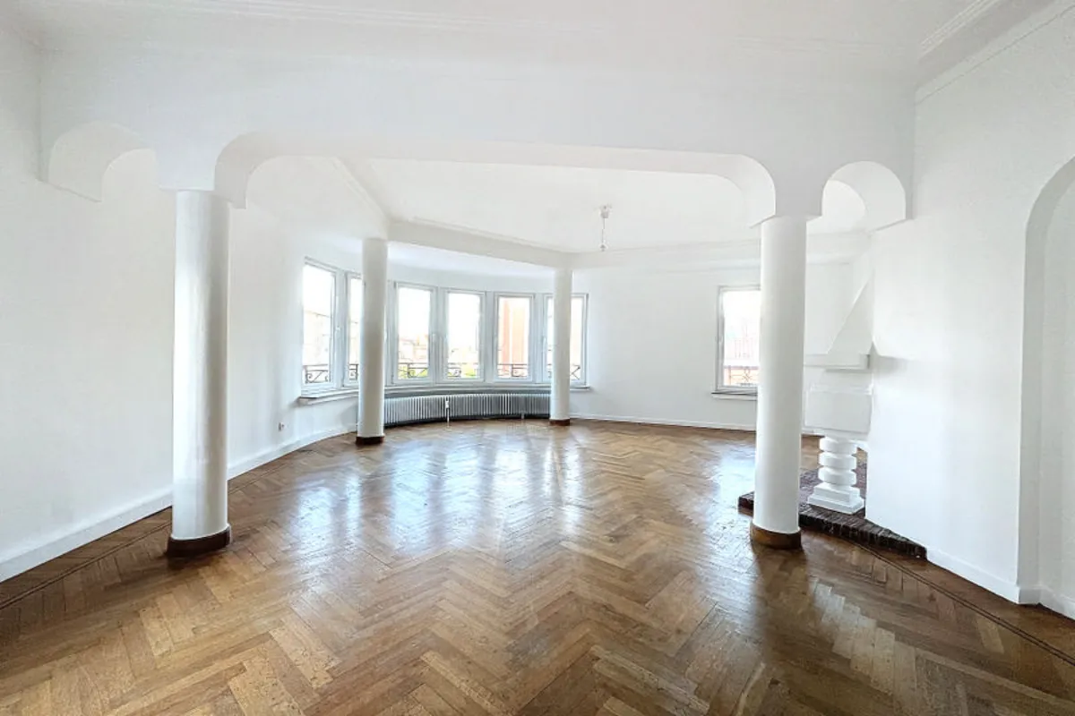 Appartement te  koop in Ukkel 1180 695000.00€ 2 slaapkamers 153.00m² - Zoekertje 631069