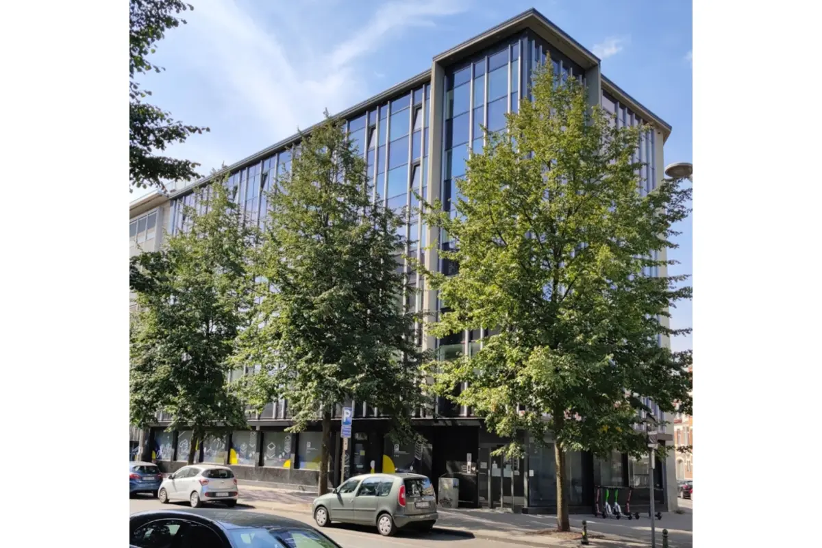 Commerce à louer à Anderlecht 1070 4252.00€  chambres 378.00m² - annonce 671470