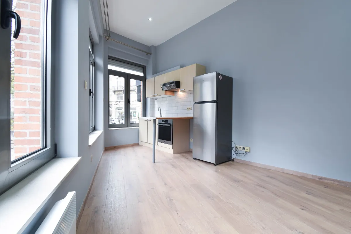 Studio te  huur in Schaarbeek 1030 700.00€ 1 slaapkamers 32.00m² - Zoekertje 631190