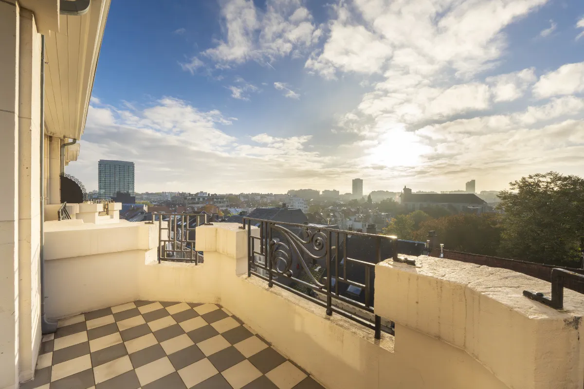 Penthouse te  koop in Sint-Gillis 1060 1390000.00€ 5 slaapkamers 286.00m² - Zoekertje 631513