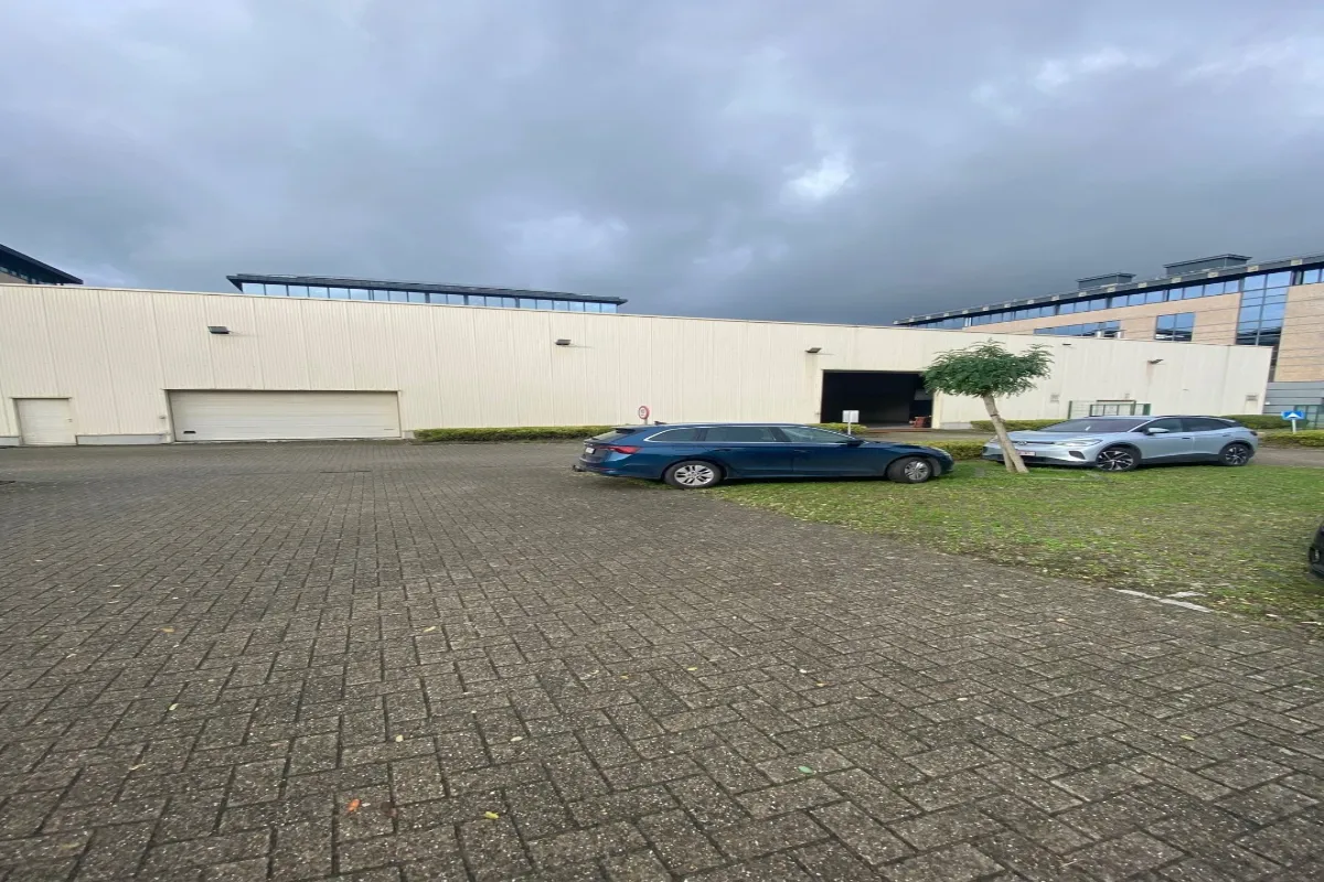 Handelszaak te  huur in Sint-Agatha-Berchem 1082 6250.00€  slaapkamers 800.00m² - Zoekertje 630896