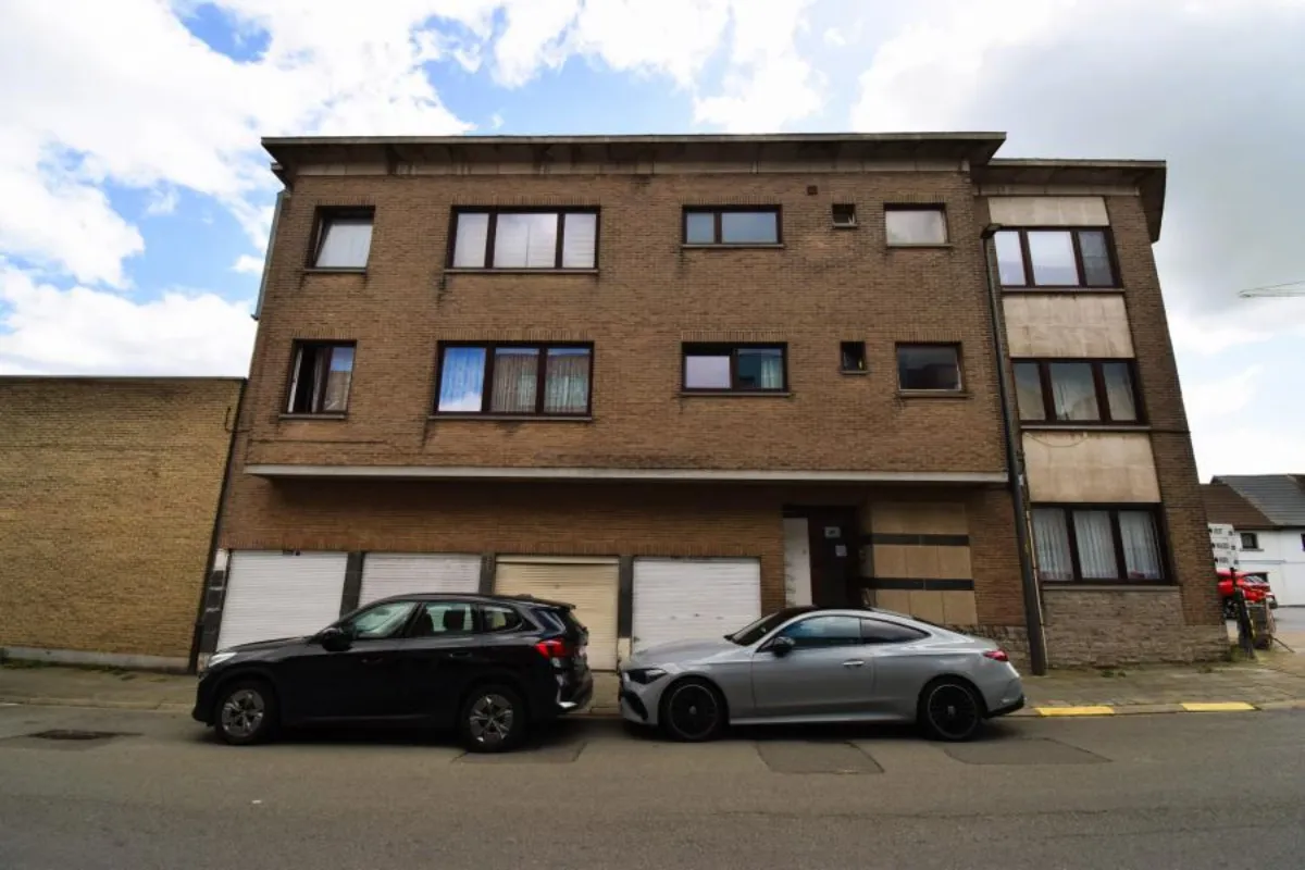 Appartement te  koop in Groot-Bijgaarden 1702 225000.00€ 2 slaapkamers 75.00m² - Zoekertje 630637