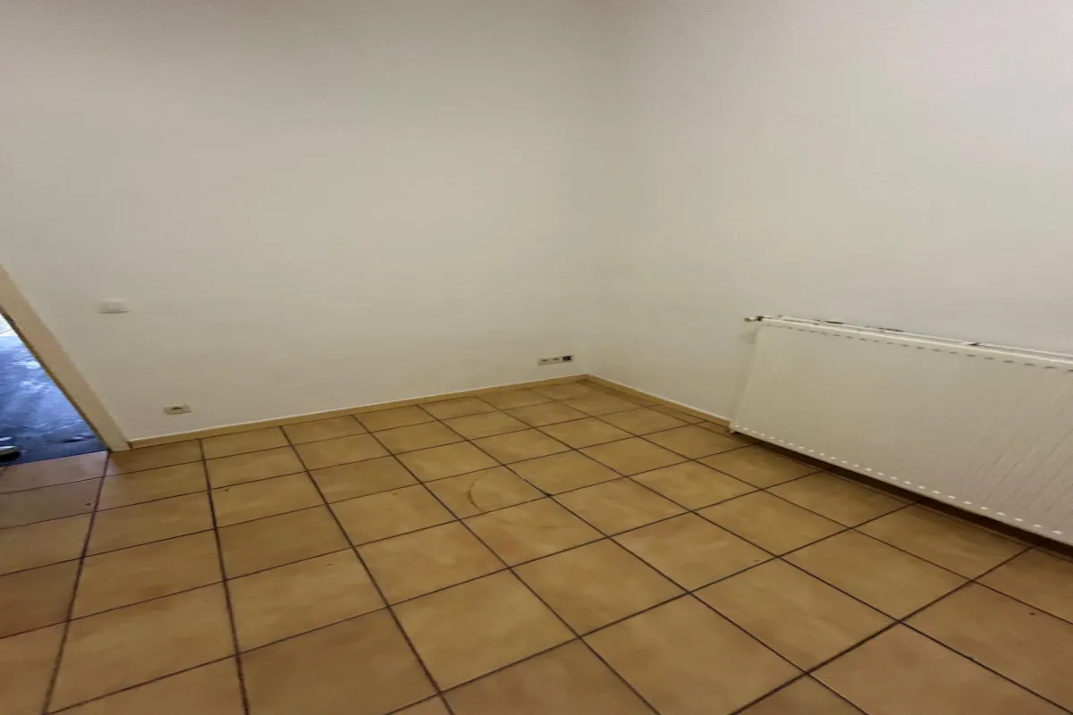 Studio te  huur in Moeskroen 7700 450.00€ 1 slaapkamers 18.00m² - Zoekertje 630941