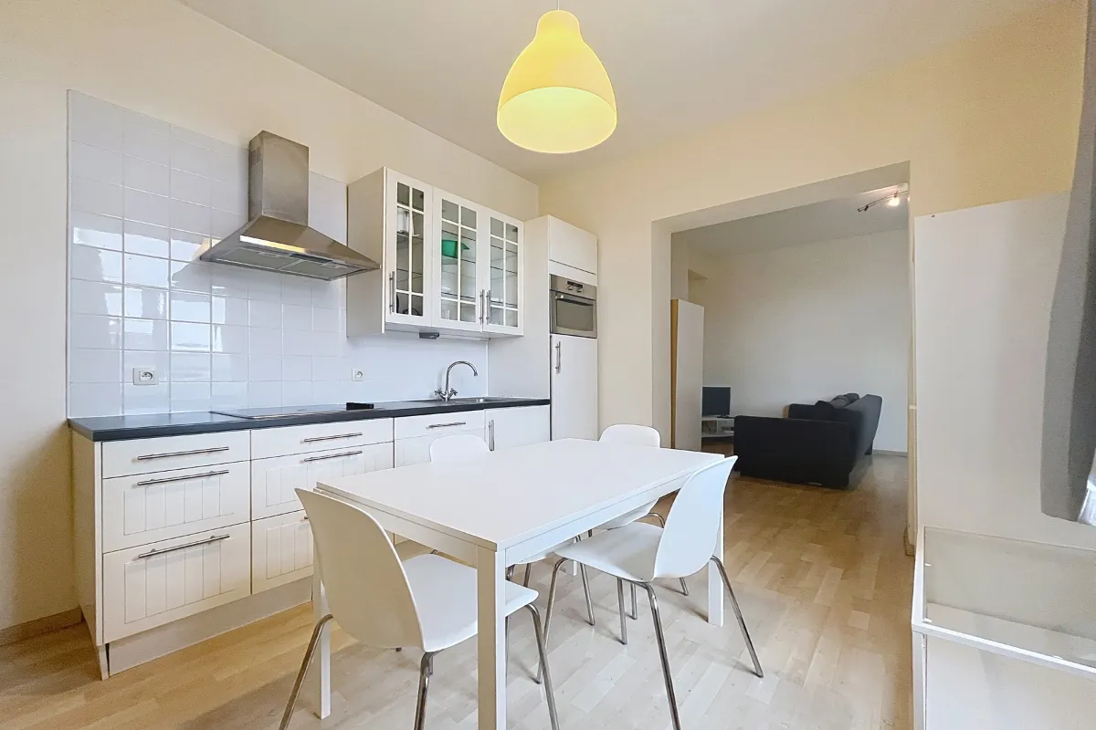 Studio te  huur in Brussel 1000 975.00€  slaapkamers 40.00m² - Zoekertje 632176