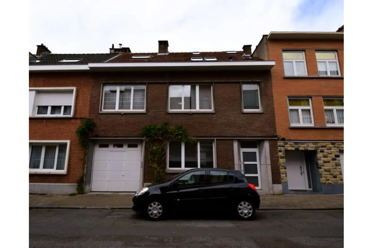 Huis te  koop in Sint-Jans-Molenbeek 1080 590000.00€ 4 slaapkamers 220.00m² - Zoekertje 631824