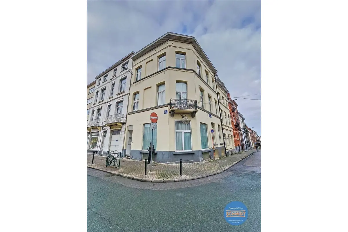 Studio à louer à Etterbeek 1040 780.00€  chambres 35.00m² - annonce 632010