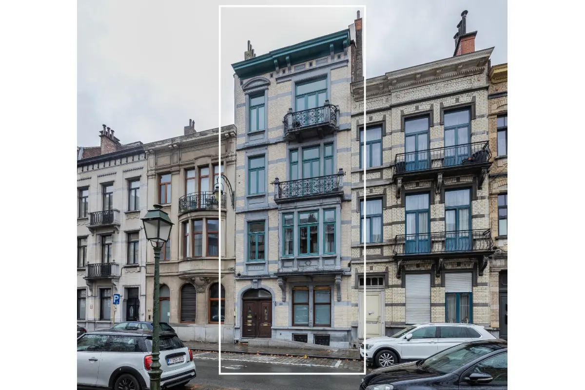 Huis te  koop in Sint-Jans-Molenbeek 1080 850000.00€ 9 slaapkamers 435.00m² - Zoekertje 632596