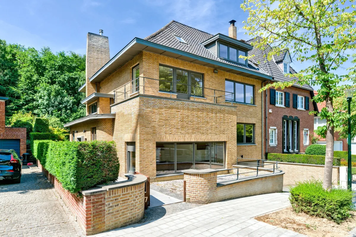 Maison à louer à Uccle 1180 5000.00€ 5 chambres 370.00m² - annonce 632161