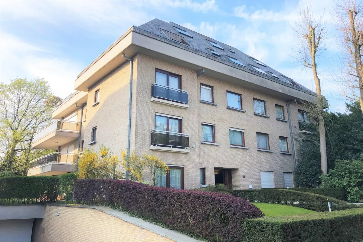 Appartement à louer à Uccle 1180 1650.00€ 2 chambres 150.00m² - annonce 632215