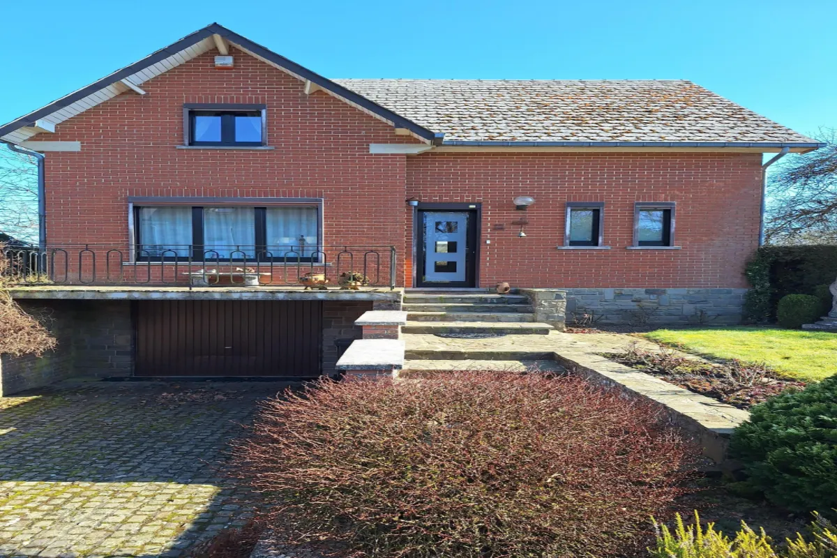 Villa à vendre à Cul-des-Sarts 5660 185000.00€ 3 chambres m² - annonce 632266