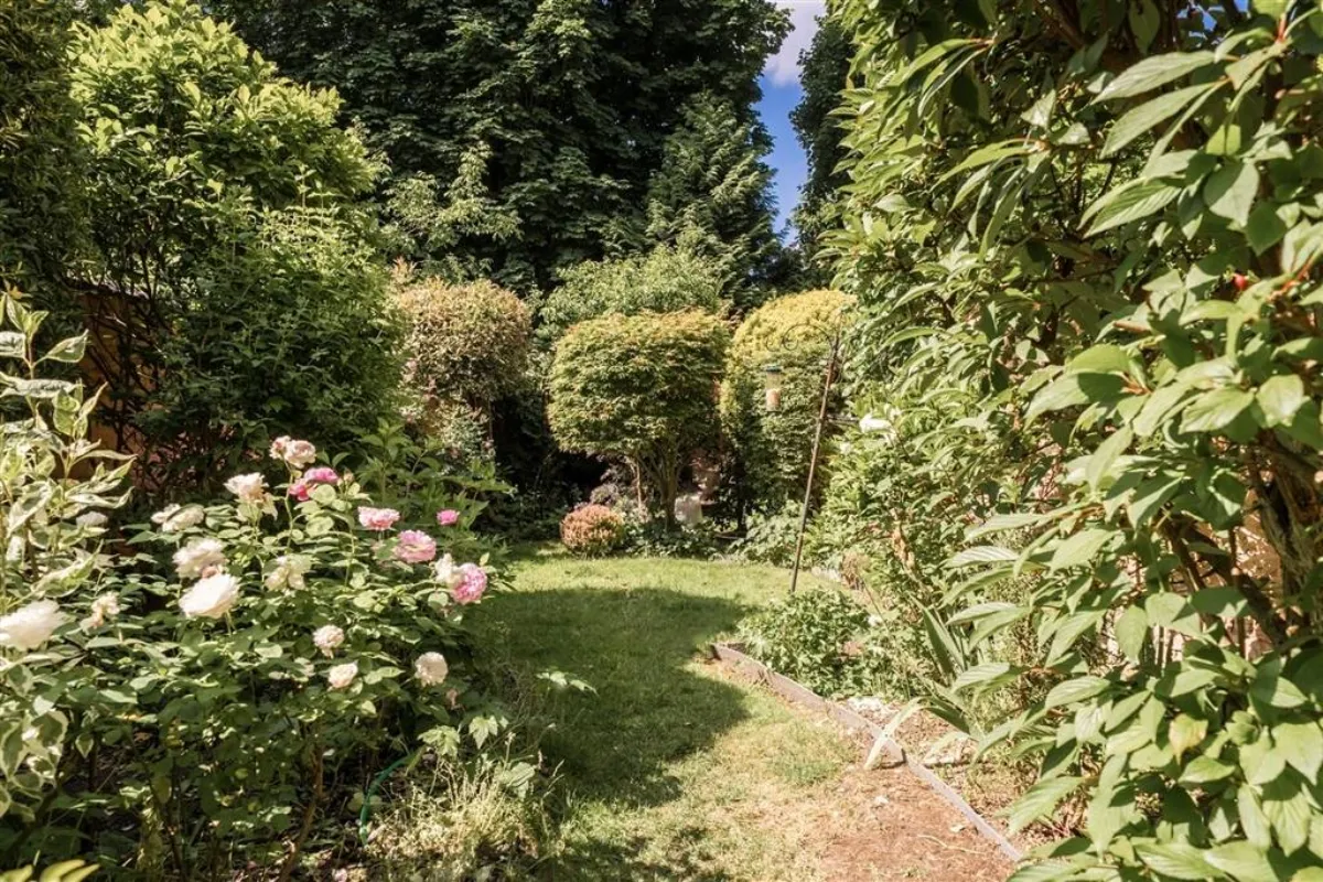 Maison à vendre à Bruxelles 1000 1100000.00€ 6 chambres 360.00m² - annonce 631729