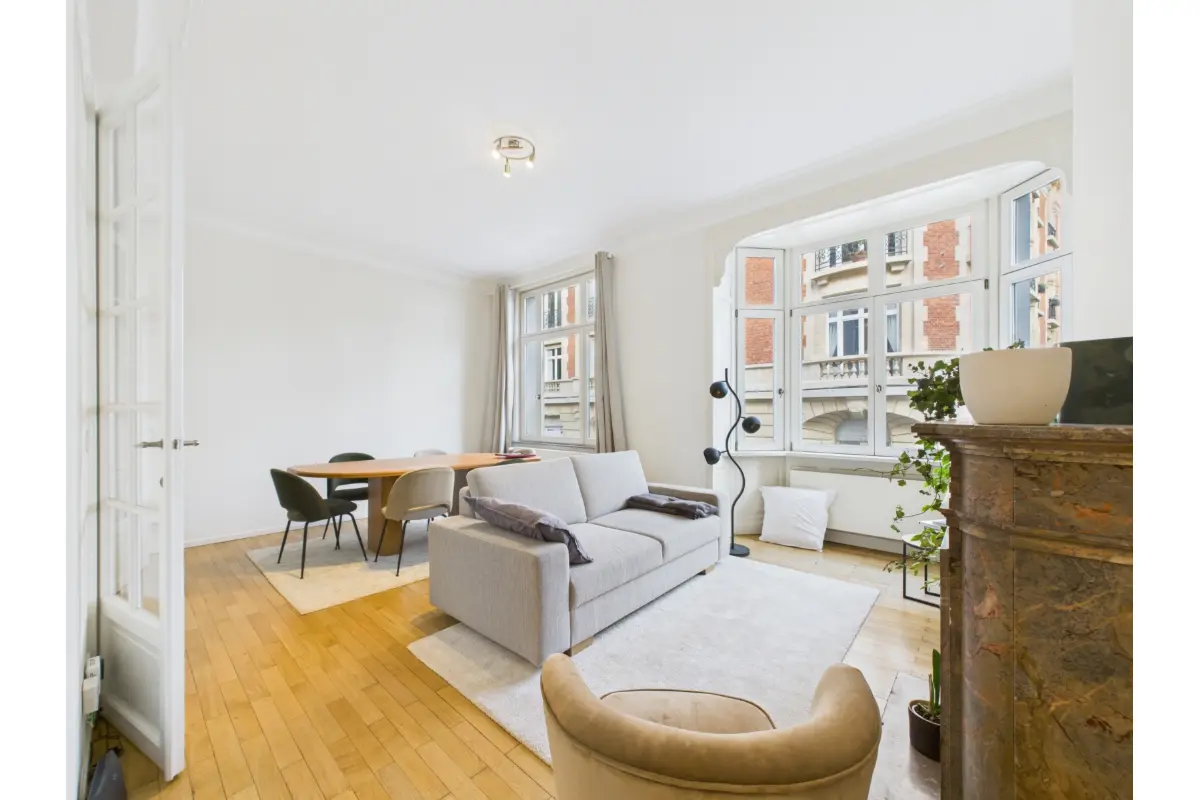 Appartement te  in Sint-Gillis 1060 800.00€ 1 slaapkamers 110.00m² - Zoekertje 632591