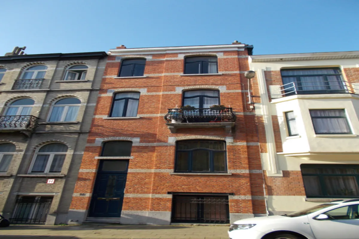 Appartement à louer à Woluwe-Saint-Pierre 1150 750.00€ 1 chambres 50.00m² - annonce 639427