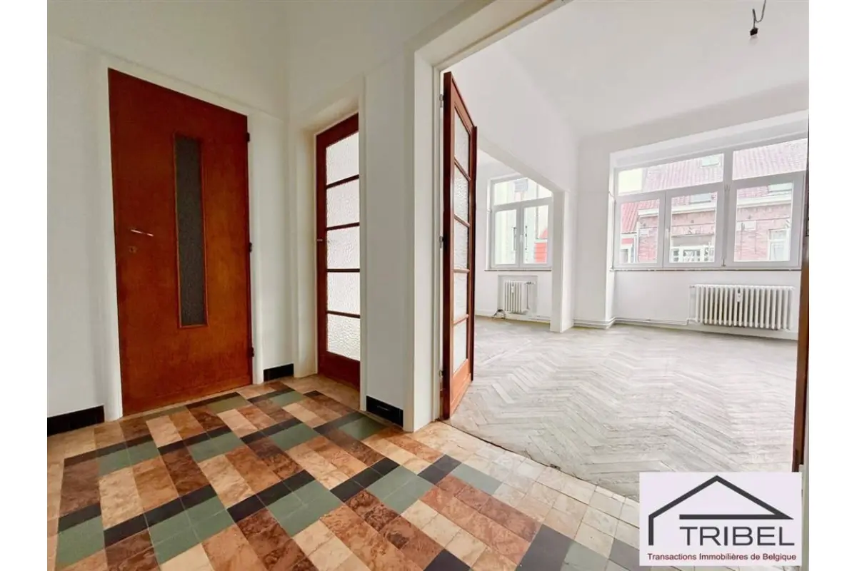 Appartement à  à Forest 1190 375000.00€ 1 chambres 91.00m² - annonce 633025