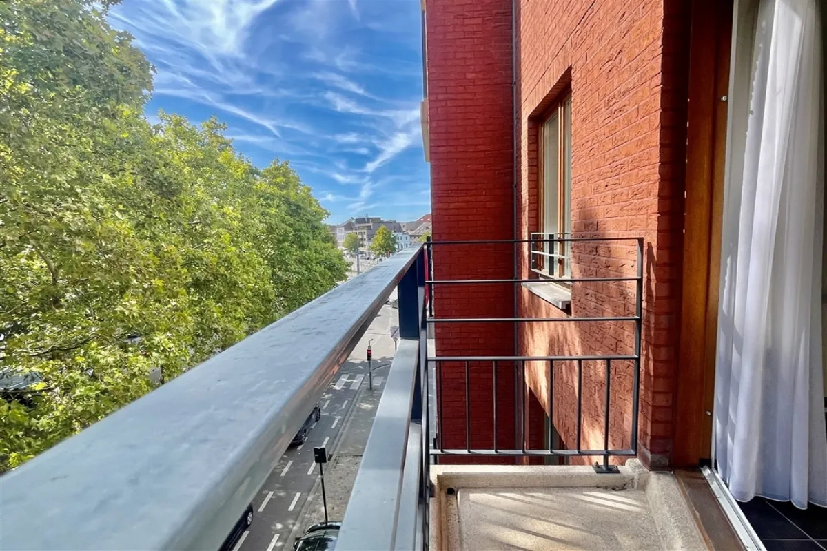 Appartement à vendre à Bruxelles 1000 220000.00€ 1 chambres 57.00m² - annonce 633423