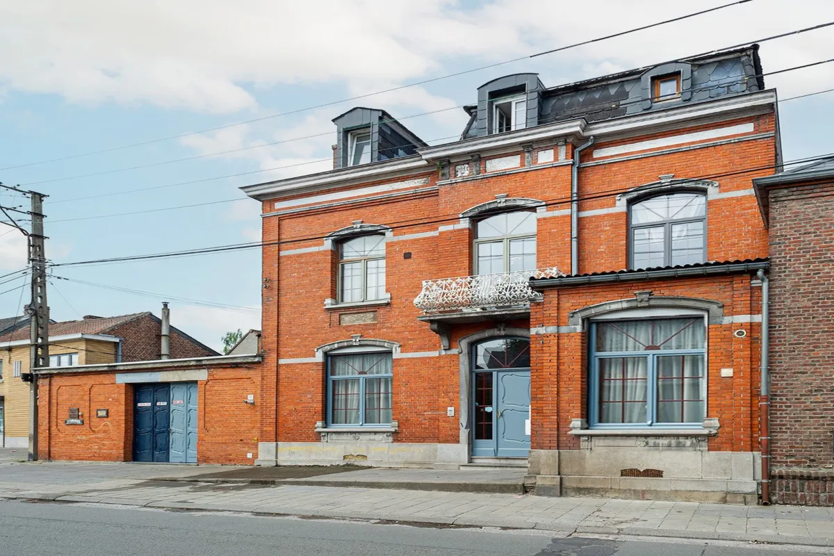 Appartementsgebouw te  koop in Elouges 7370 310000.00€ 7 slaapkamers 385.00m² - Zoekertje 633232