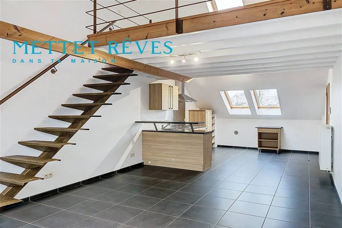 Duplex te  huur in Florennes 5620 825.00€ 2 slaapkamers 88.00m² - Zoekertje 633246