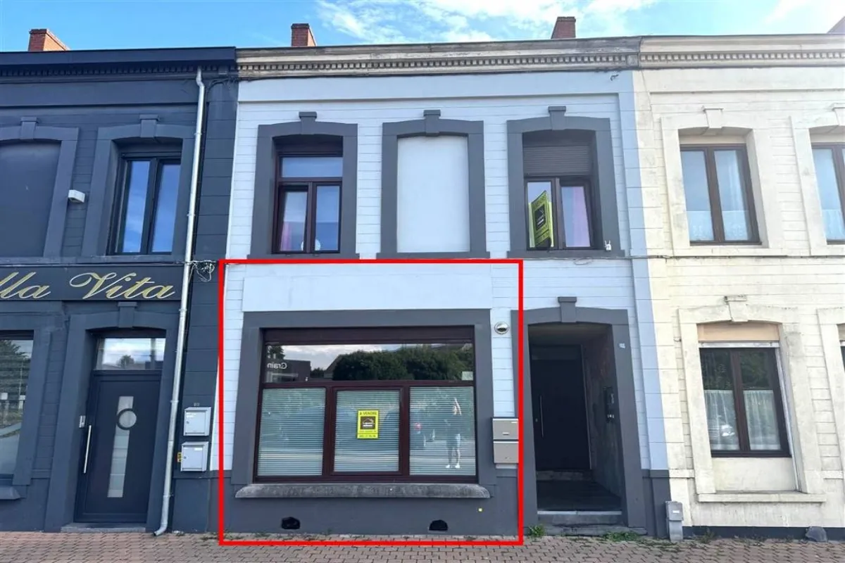 Appartementsgebouw te  koop in Péruwelz 7600 135000.00€ 2 slaapkamers 84.00m² - Zoekertje 632910