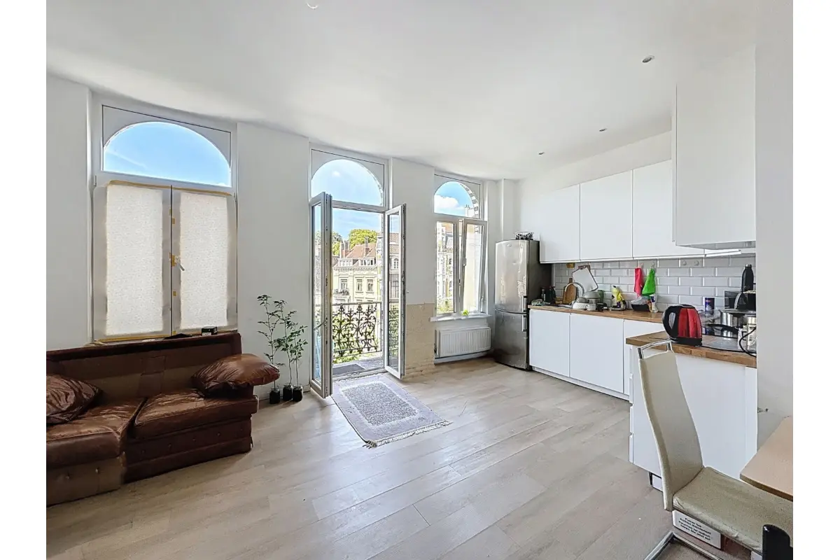 Duplex à vendre à Molenbeek-Saint-Jean 1080 289000.00€ 4 chambres 175.00m² - annonce 633057