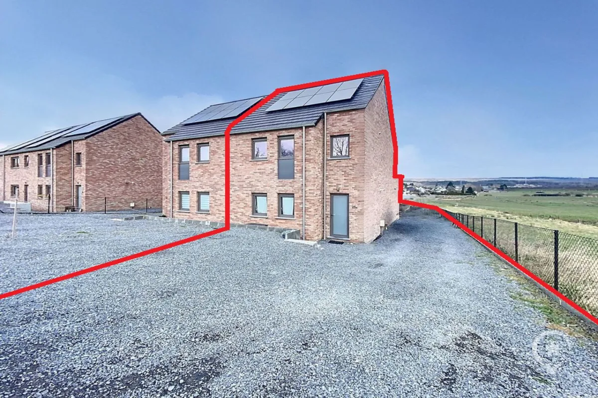 Huis te  huur in Doische 5680 950.00€ 3 slaapkamers 165.00m² - Zoekertje 633485