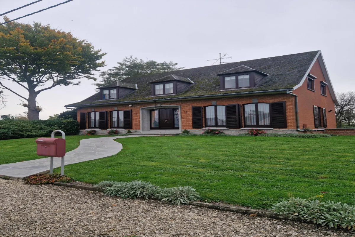 Villa à vendre à Havré 7021 450000.00€ 4 chambres m² - annonce 633531