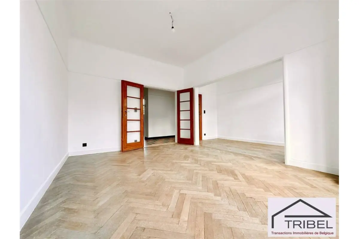 Appartement à  à Forest 1190 380000.00€ 1 chambres 91.00m² - annonce 633026