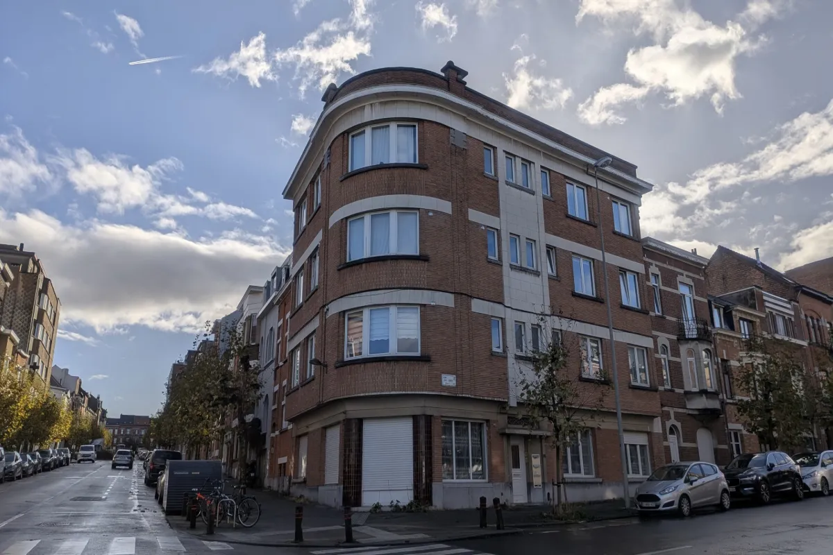Appartement te  koop in Schaarbeek 1030 225000.00€ 3 slaapkamers 123.00m² - Zoekertje 633498