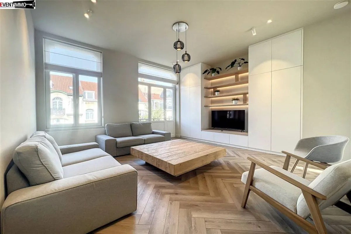 Triplex te  huur in Schaarbeek 1030 2400.00€ 3 slaapkamers 110.00m² - Zoekertje 633431