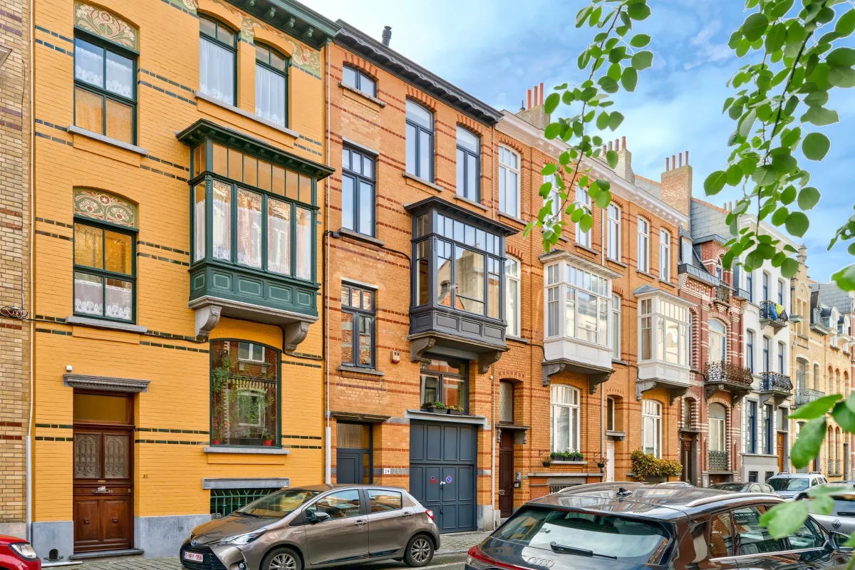 Huis te  koop in Brussel 1000 1150000.00€ 5 slaapkamers 300.00m² - Zoekertje 632890