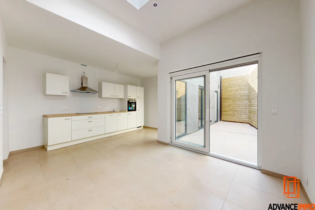 Huis te  huur in Moeskroen 7700 750.00€ 1 slaapkamers 91.00m² - Zoekertje 633368