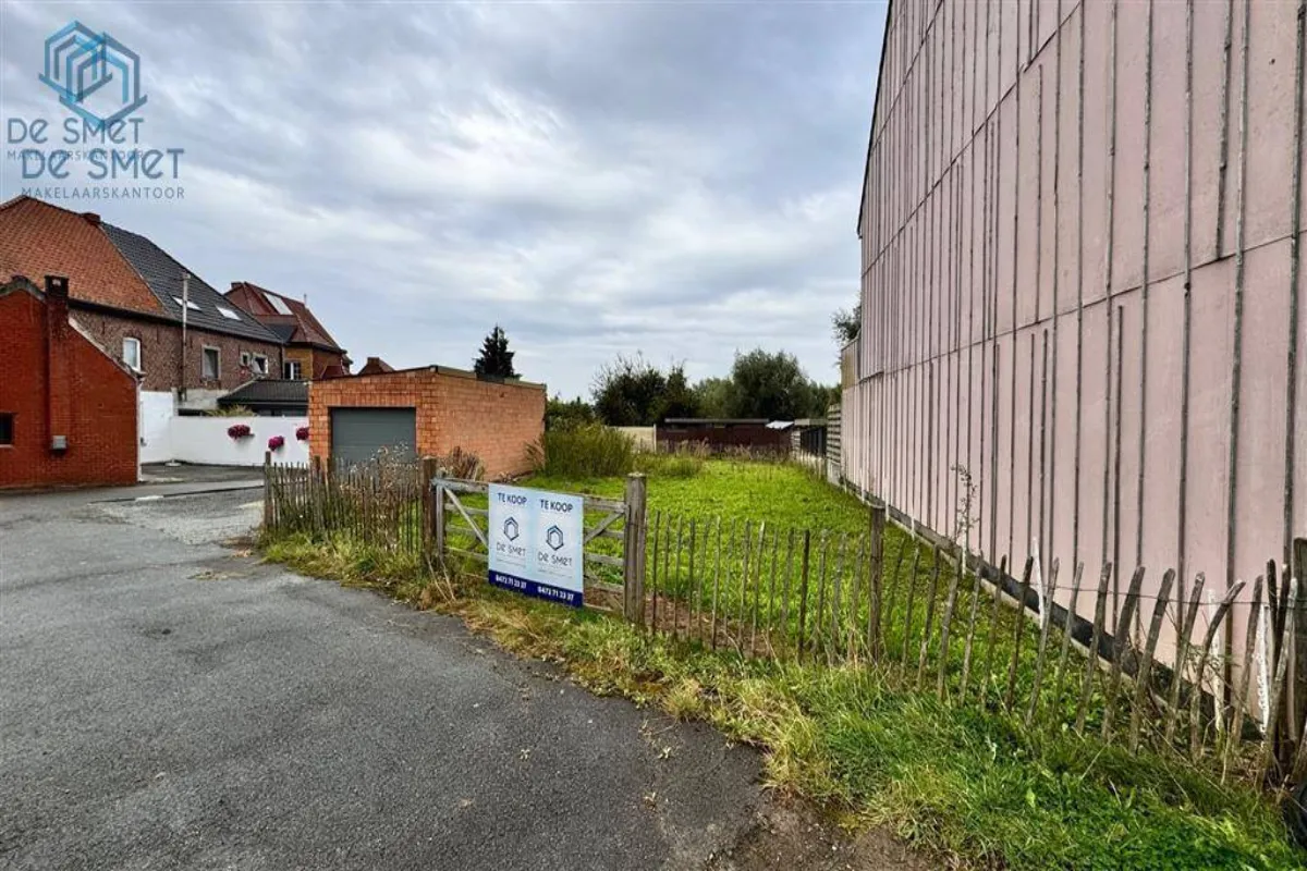 Terrain à vendre à Viane 9500 124900.00€  chambres m² - annonce 633296