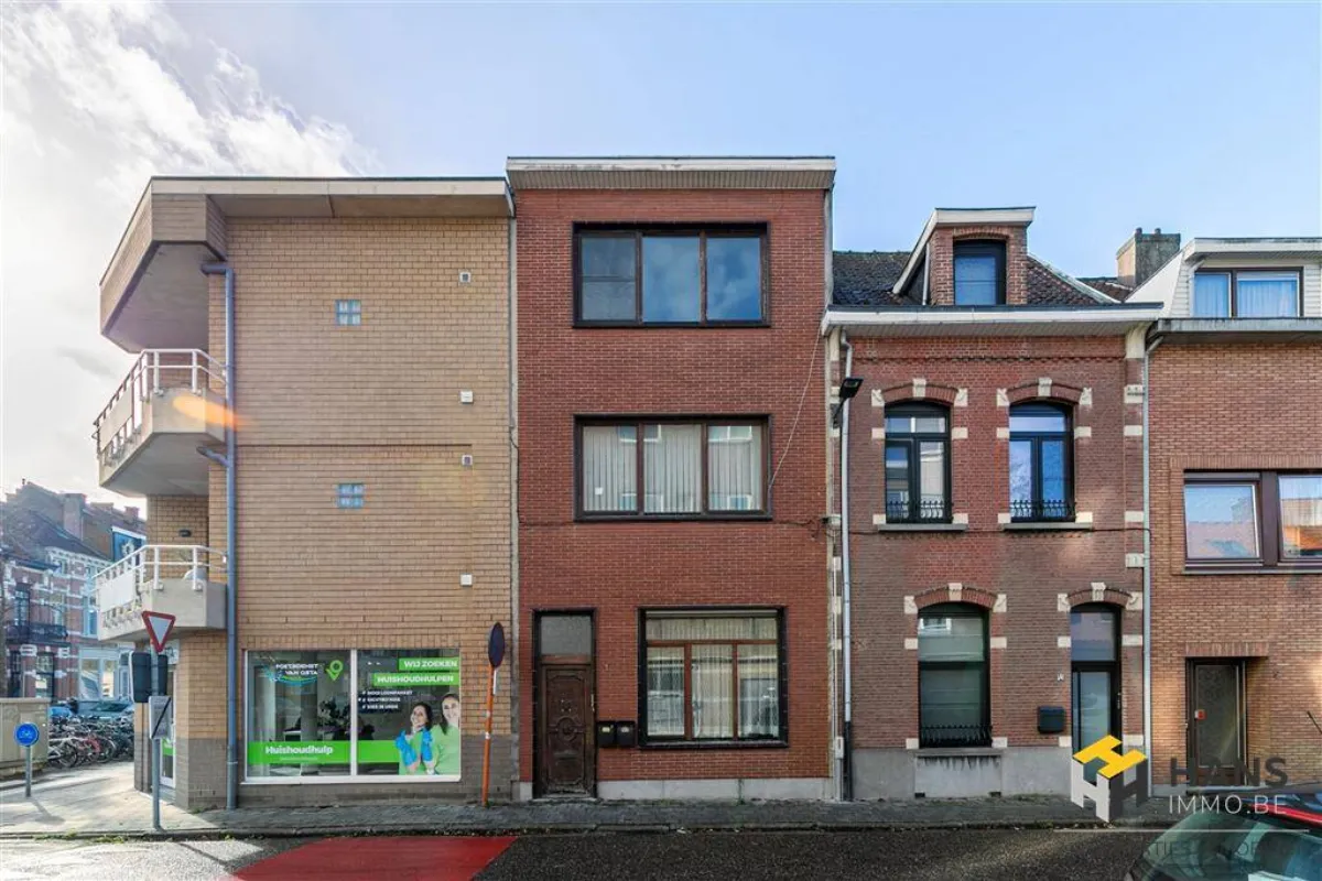 Appartementsgebouw te  koop in Mortsel 2640 439000.00€ 3 slaapkamers 148.00m² - Zoekertje 632959