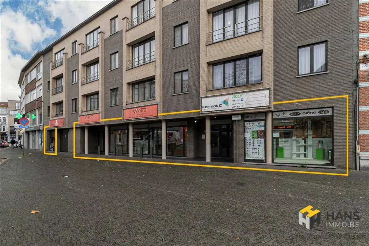 Handelszaak te  koop in Merksem 2170 545000.00€  slaapkamers 502.00m² - Zoekertje 632954