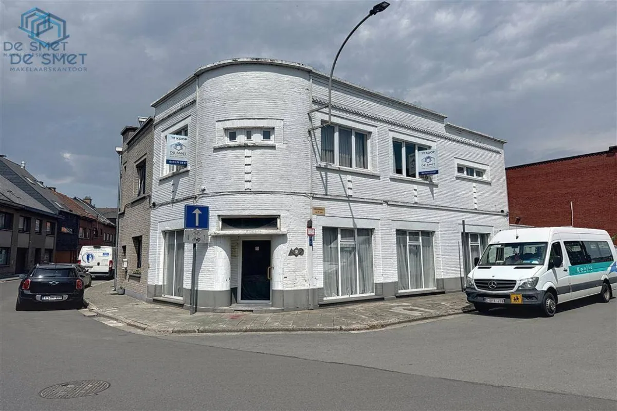 Handelszaak te  koop in Aalst 9300 290000.00€ 4 slaapkamers 216.00m² - Zoekertje 633253