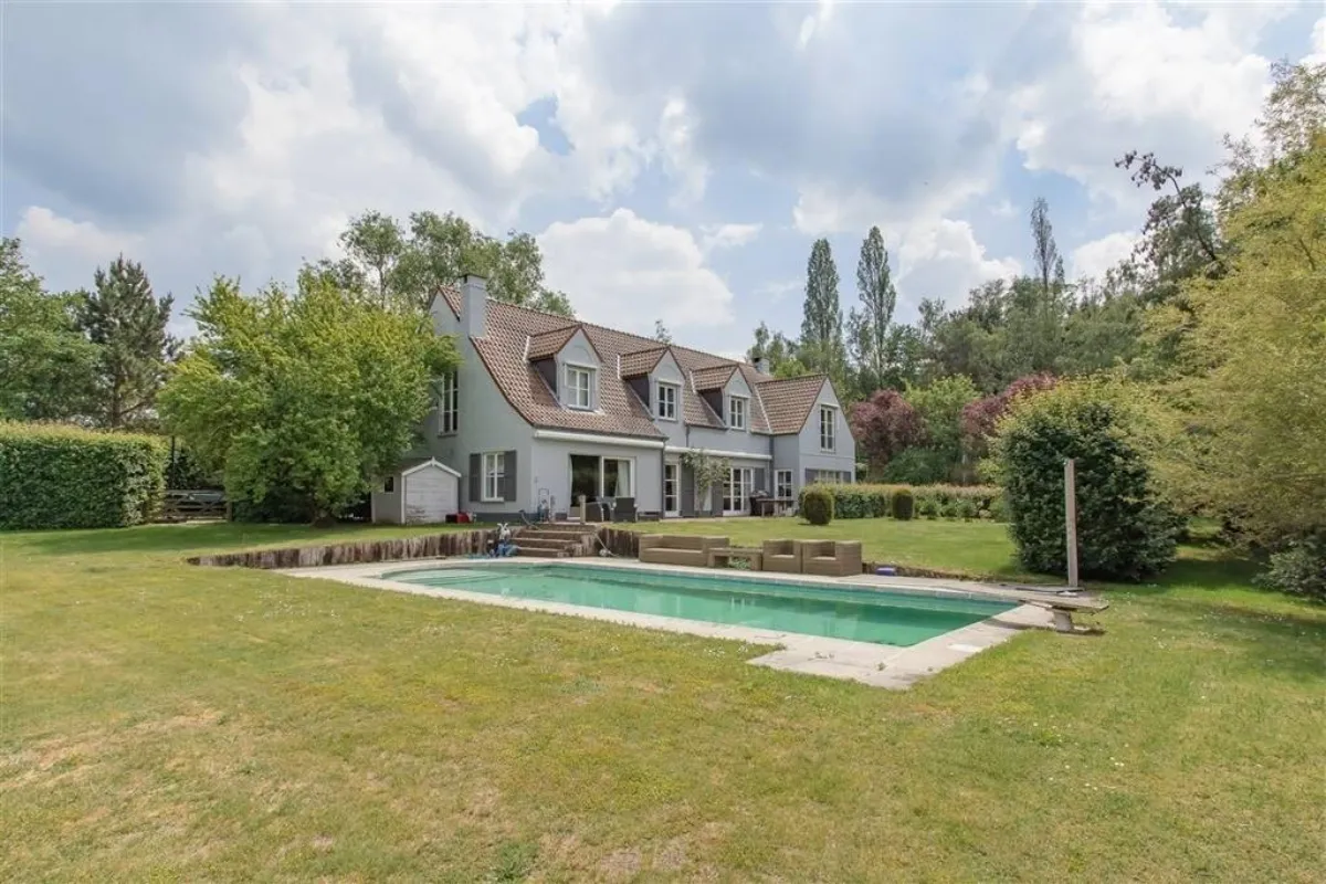 Villa à vendre à Lasne 1380 1375000.00€ 5 chambres 358.00m² - annonce 633680