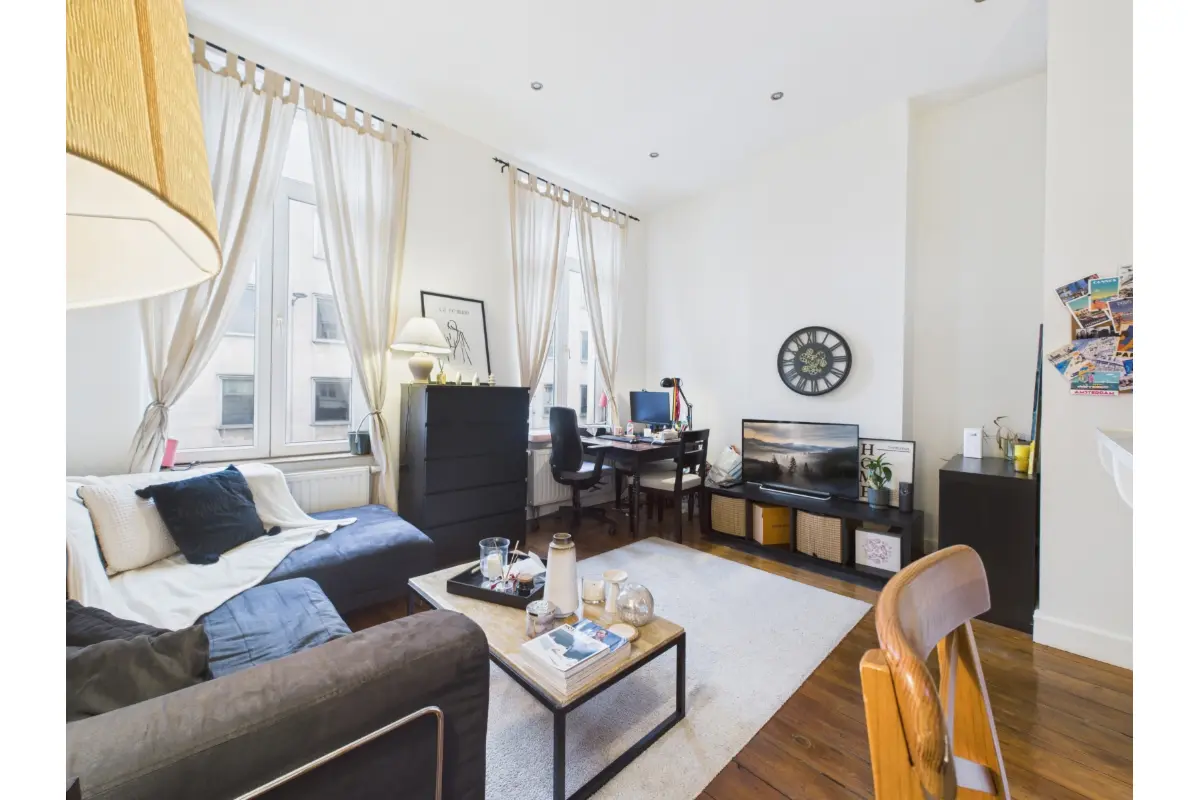 Appartement te  in Elsene 1050 1100.00€ 1 slaapkamers 44.00m² - Zoekertje 633672